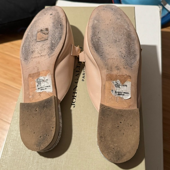 John Galliano Chain Mules, Nude color with newspaper print pattern, Size 36 - Picture 11 of 13